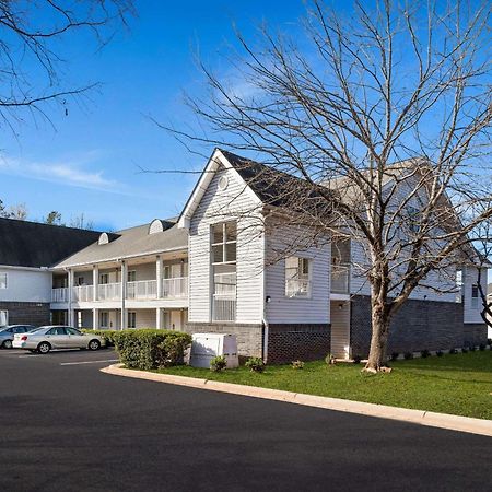 Rodeway Inn Charlotte Exterior photo